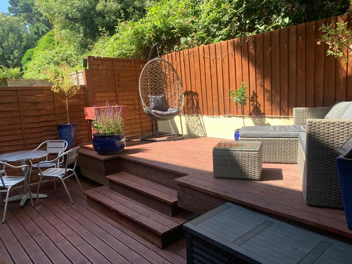 Beachfront Apartment With Bbq Sun Deck Bournemouth Exterior photo